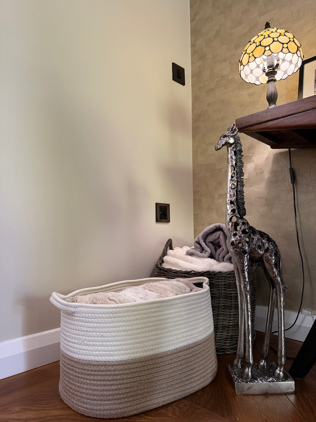 Silver Standing Giraffe Sculpture